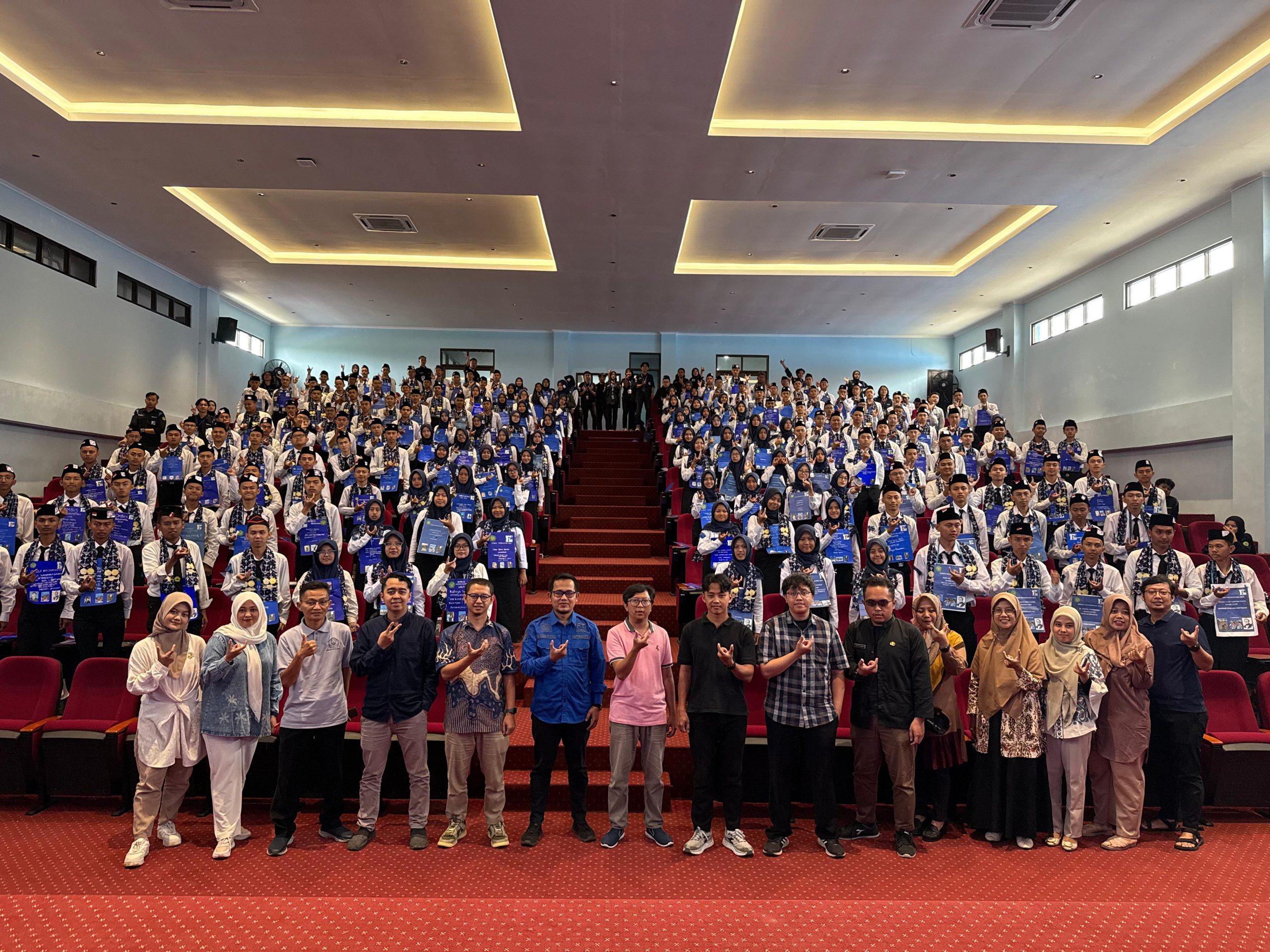Pengenalan Akademik dan Dosen Program Studi Informatika